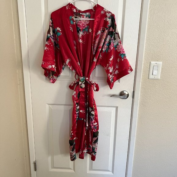 Kimono Robe - Picture 2 of 3